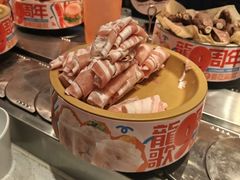 -龍歌自助小火锅(市北台东利群店)