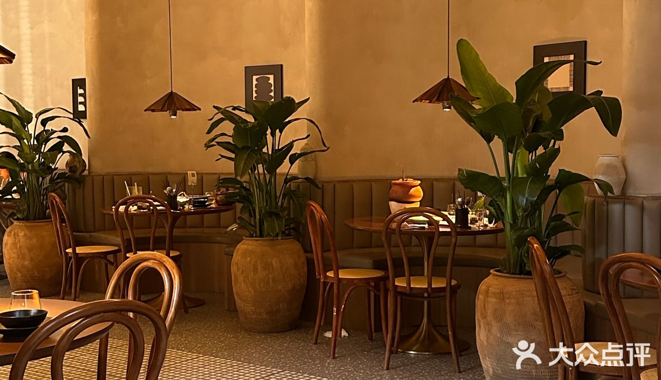 新开的云南菜终于吃上了！愿意再为它排一百次队