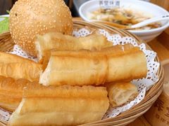 -弄堂咪道-饭香·面香·馄饨香(汇锦广场店)