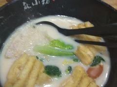 -麻小劲菌汤麻辣烫(体育西路店)