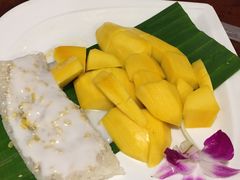 -Dang restaurant (patong phuket)