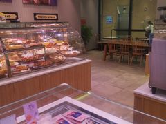 面包甜点陈列柜-巴黎贝甜(华堂新辰汇店)