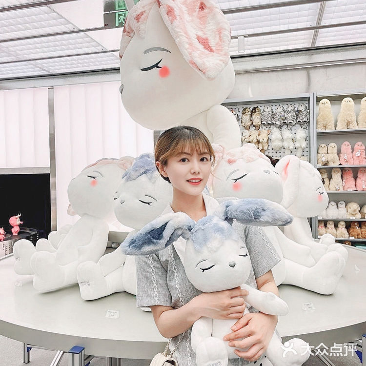 成都首家X11|2000㎡潮玩店,手办控的天堂‼️