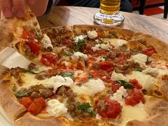 传统玛格丽特披萨-城市大道红炉披萨烘焙坊