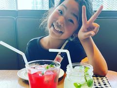 -ROAST coffee & eatery