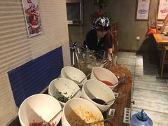 自助调料区-马路边上·小海鲜烧烤(八一路店)