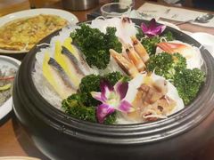 -青瓦餐厅·生鱼片·韩园烤肉(西塔店)