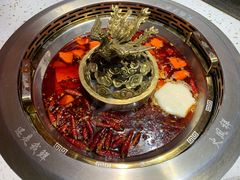 乌鸡菌汤鸳鸯锅-火鳳祥美蛙牛肉自助(青悦城店)