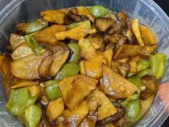 -老码头黑皮肘子锅包肉(赣水路店)