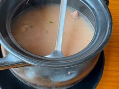 -莲餐厅·湖北菜·潜江小龙虾店(愚园路店)