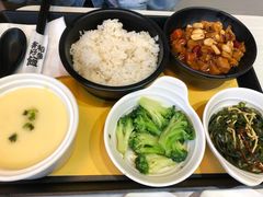 -老娘舅餐厅(黄龙体育中心店)