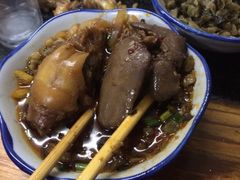 石灰市芋儿鸡-石灰市毛记烧鸡公(解放碑店)