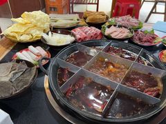 -谭记重庆老火锅(总店)