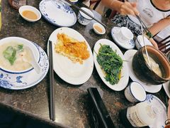 -适口餐厅砂锅粥(公信路总店)