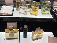 -日上免税行(浦东机场五店)
