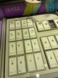 -周大福CHOW TAI FOOK(宝山苏宁易购店)