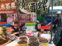 -六合夜市
