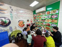 -亚忠小吃店(曾厝垵店)