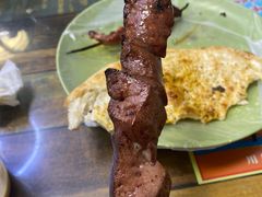 -艾力江和田馕坑烤肉店