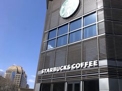 -星巴克臻选(北京嘉里中心第二店)