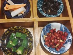 小吃四宫格-火宫殿·湘菜小吃·商务宴请·生日聚会(东塘店)