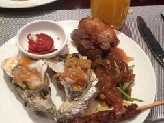 -荣誉国际酒店-云顶旋转餐厅