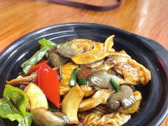 -胡子饮食店
