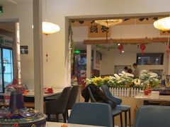 -毛辣果·贵州红酸汤牛肉火锅(西单店)