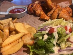 -JINNS锦时 steak&pizza(浸信会礼拜堂旧址店)