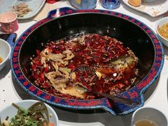 -何师傅美蛙鱼头(汉街店)