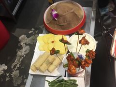 -生活如沸·顺德水牛奶火锅(大学路店)