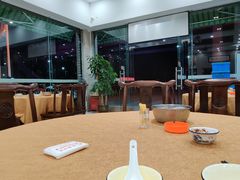 大堂-正宗鸡饭粤香酒家(朱村店)