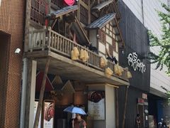 门面-哥老官重庆美蛙鱼头(西湖银泰十一哥店)
