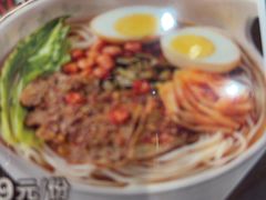 -桂在香知桂林米粉(红博中央公园店)