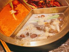 -叁口煮市井老火锅(春熙路店)