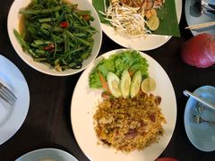 -Kat's Kitchen