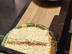 -尚尚仙·酸汤猪手·猪肚鸡火锅(华联万柳购物中心店)