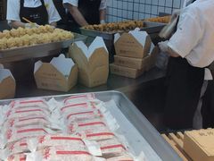 -鲍师傅糕点(国金街店)