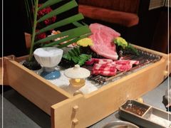 -铭牛烧肉·和牛海鲜自助(高新月牙湖店)