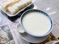-周大娘牛乳(旧寨古村总店)