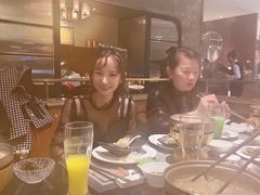 -半岛翡丽海鲜自助餐厅(观风亭店)
