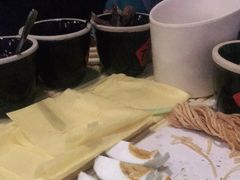 山东煎饼卷一切-冠州宴·海鲜烤鸭民间菜(冠县店)