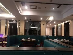 大堂-蜀中吴养生板栗鸡(会展店)