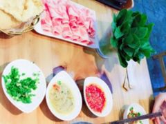 -风情丽江斑鱼火锅(孙家沟西南路80号店)