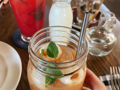-ROAST coffee & eatery