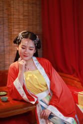 -汉仪华裳汉服馆(打浦桥店)