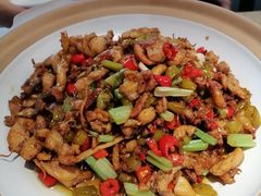 -陈大锅·岳阳鱼馆·地道岳阳菜(美食街店)