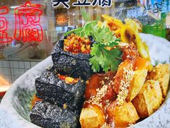 -八一好吃街·高品美食广场