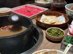 -蘑界·野生菌火锅(深业上城店)