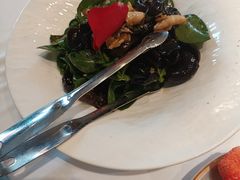 -海派美食·家宴海鲜青岛菜·石锅鲽鱼头(东方城店)